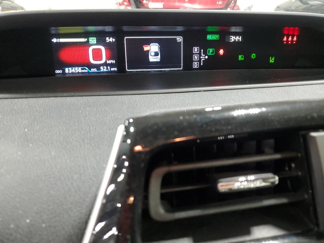 2017 Toyota Prius - Image 9