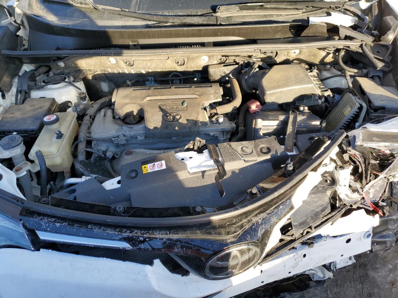 2018 Toyota RAV 4 - Image 12