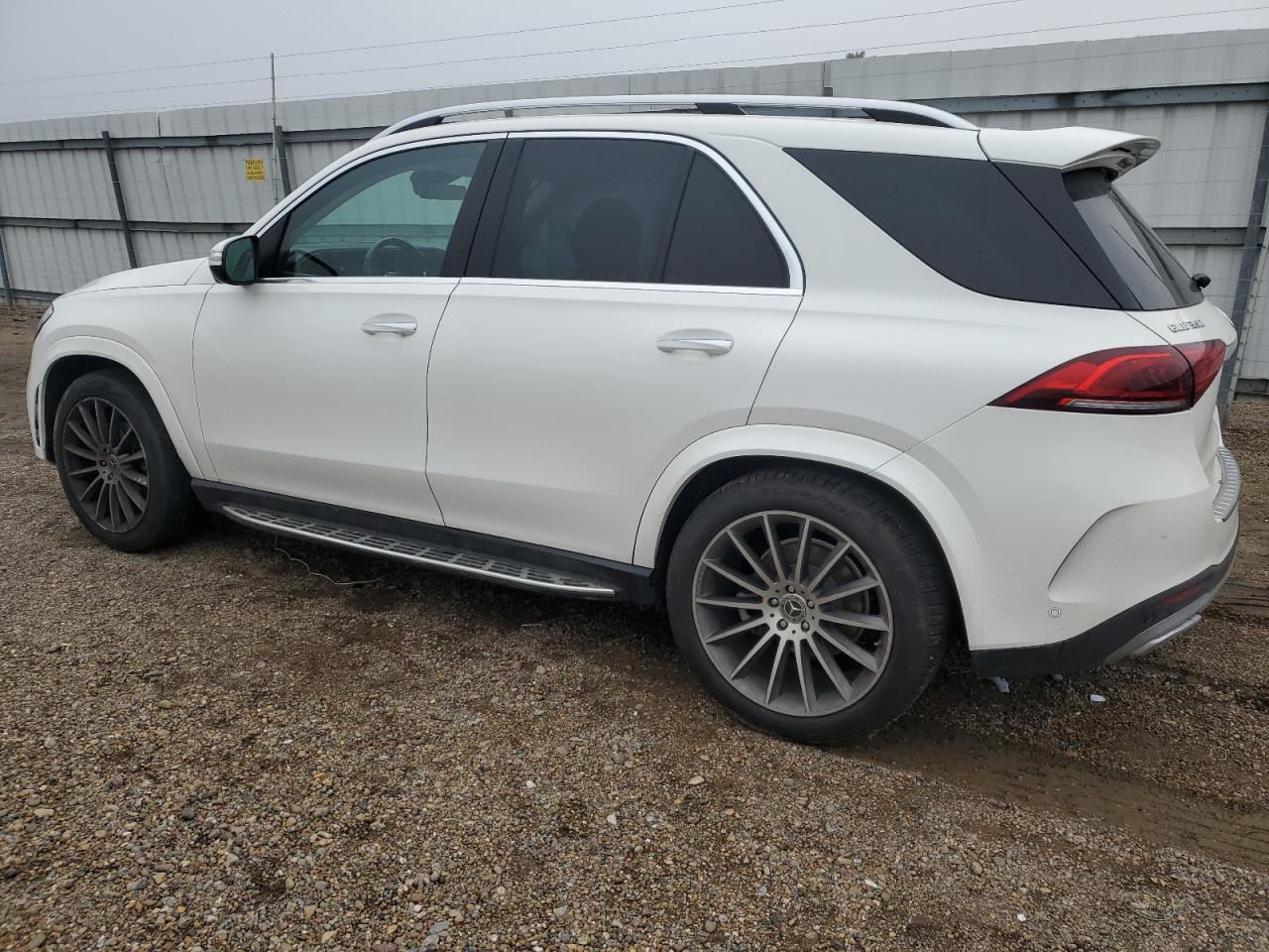 2021 Mercedes-Benz GLE - Image 2