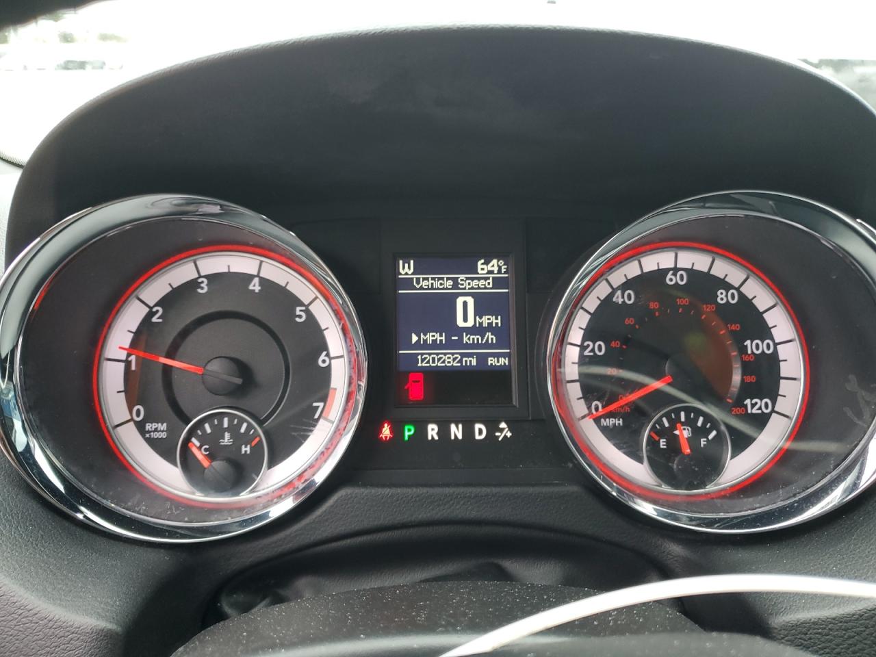 2020 Dodge Caravan - Image 9