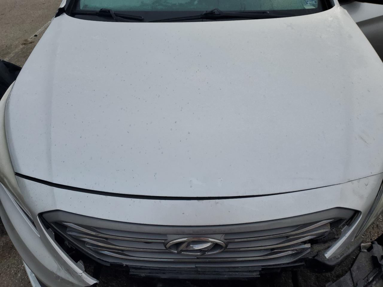 2015 Hyundai Sonata - Image 11