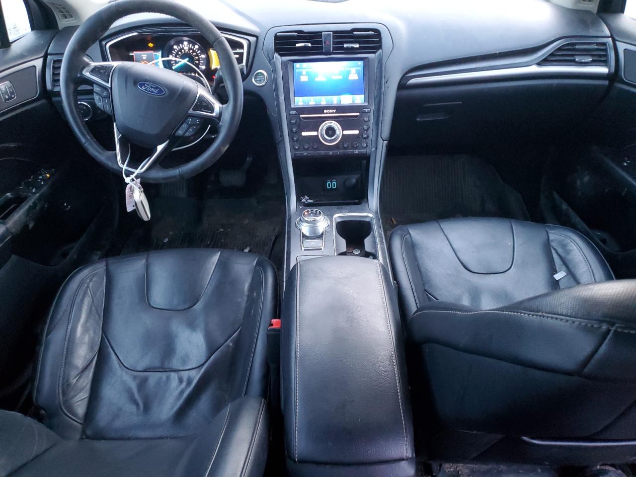 2020 Ford Fusion - Image 8