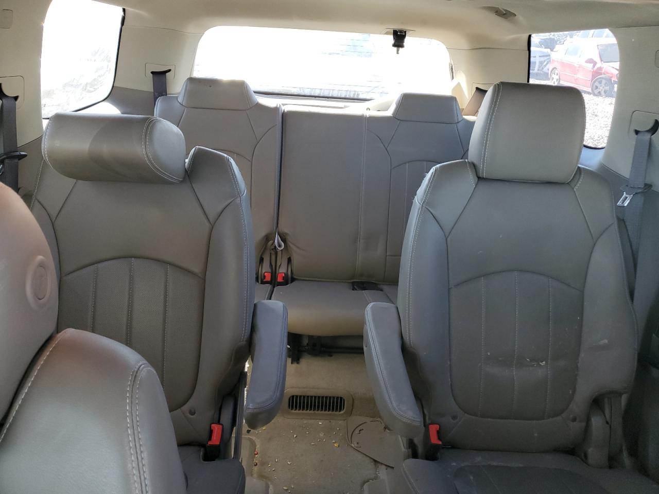 2016 GMC Acadia - Image 10