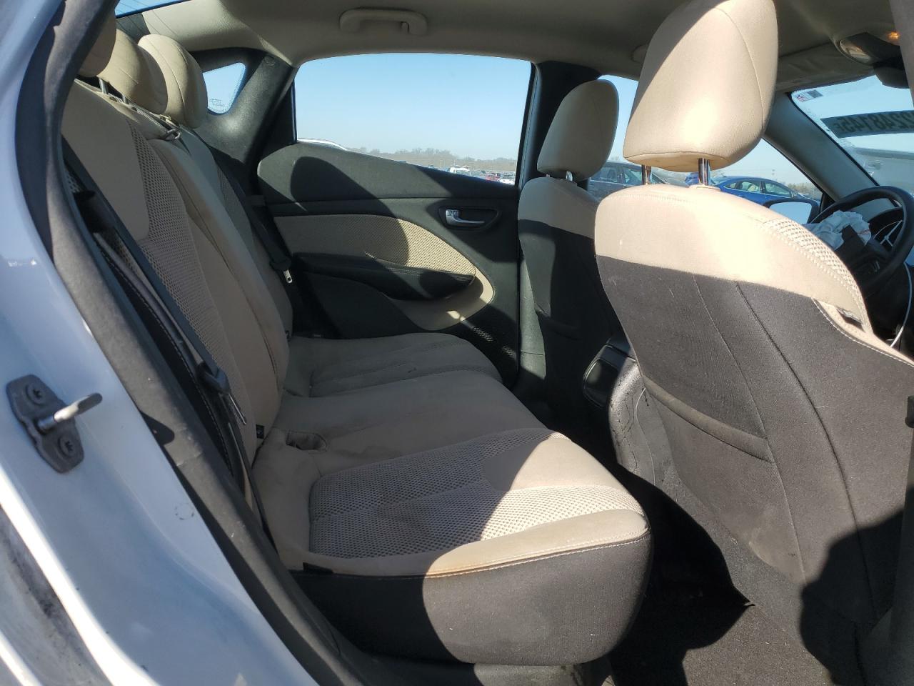 2016 Dodge Dart - Image 10