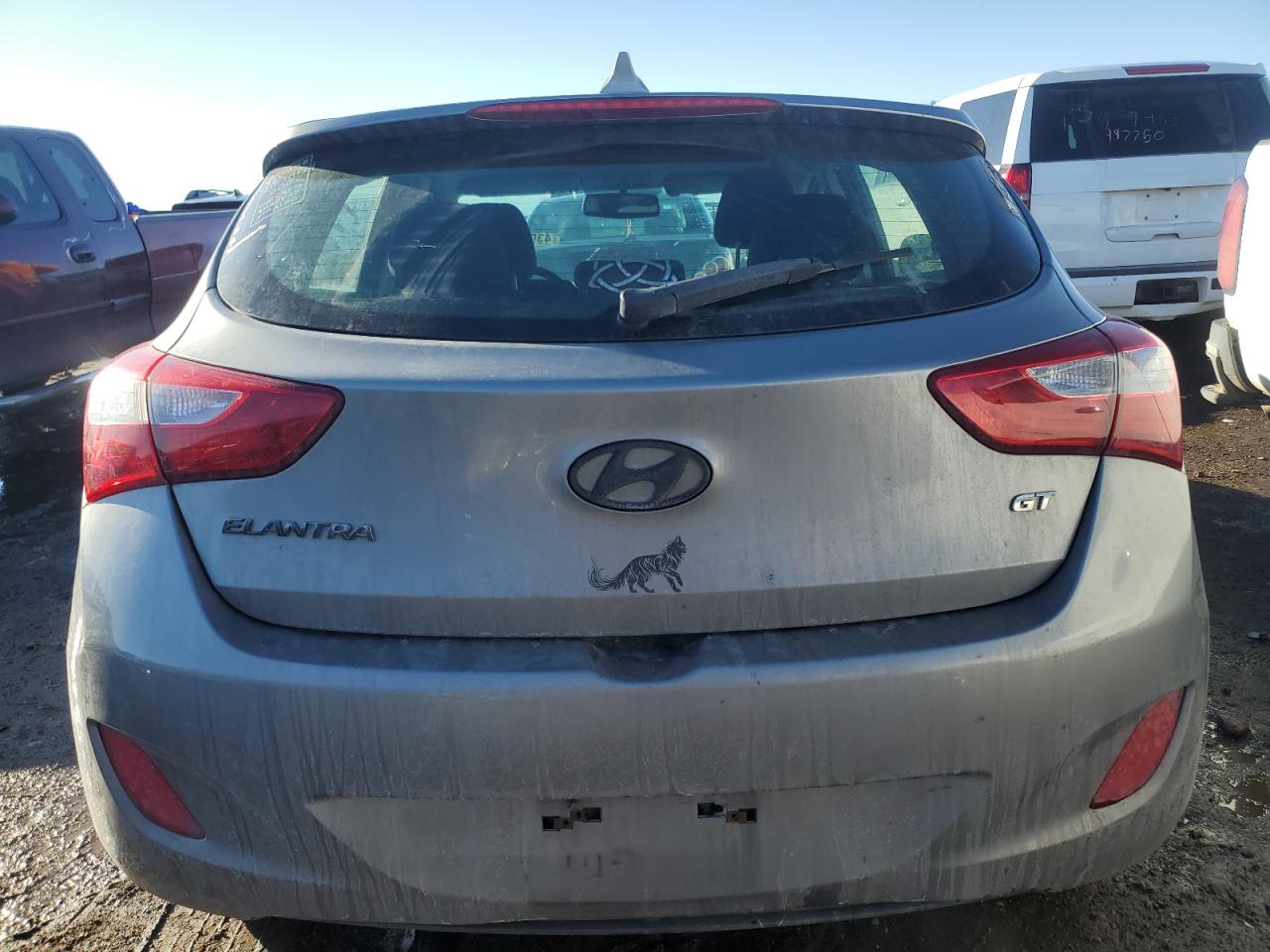 2013 Hyundai Elantra - Image 6