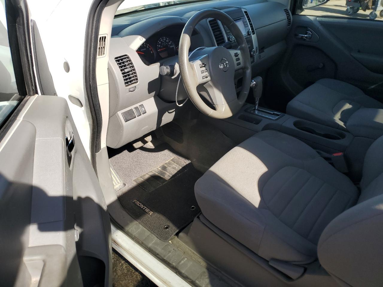 2018 Nissan Navara (Frontier) - Image 8