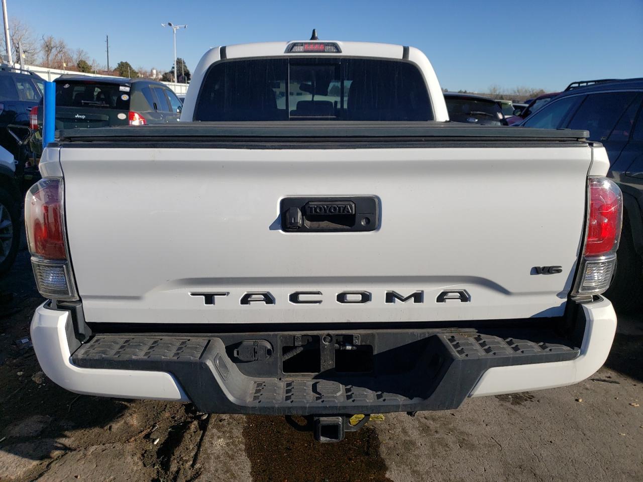 2020 Toyota Tacoma - Image 6