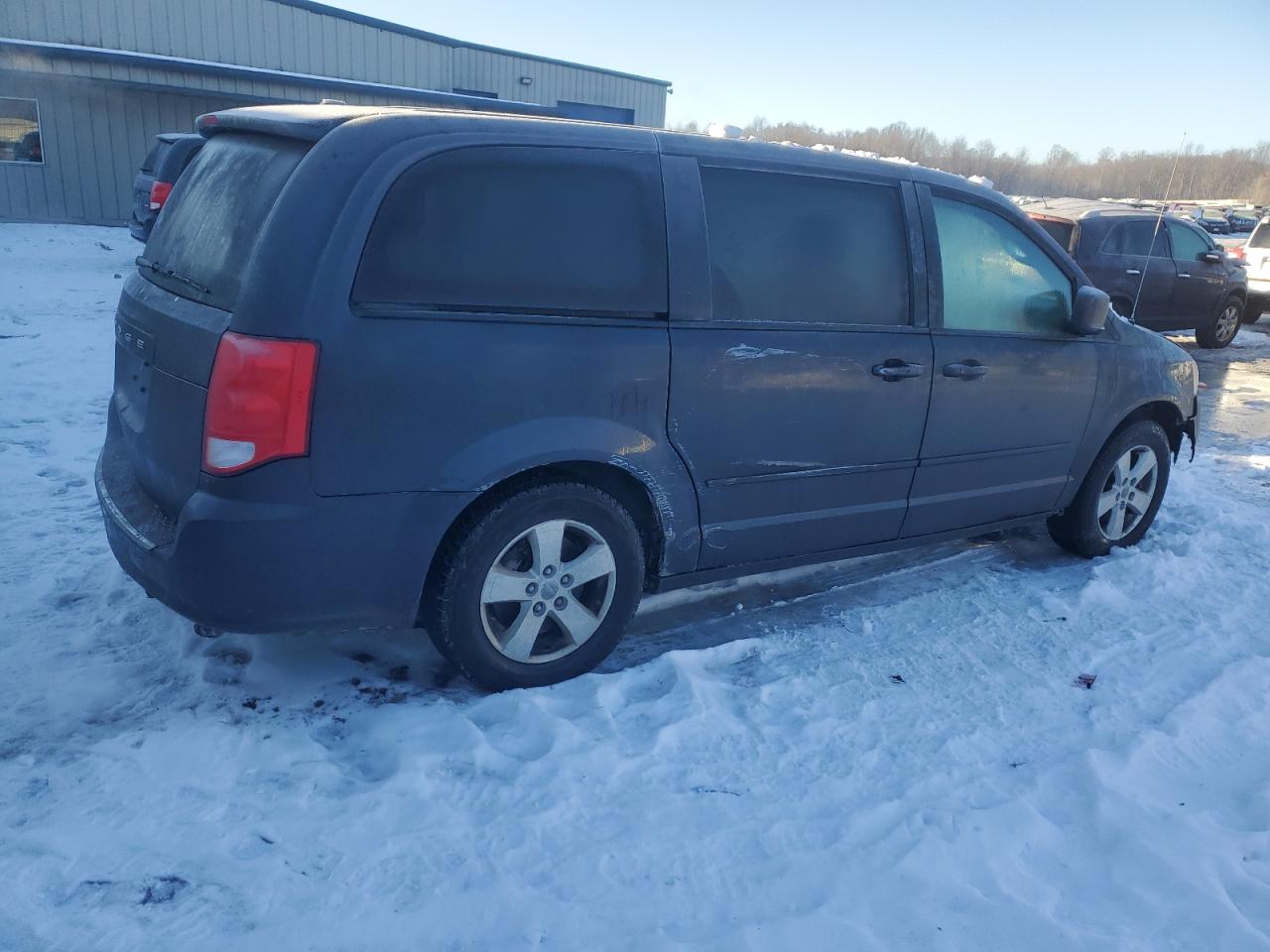 2013 Dodge Caravan - Image 3