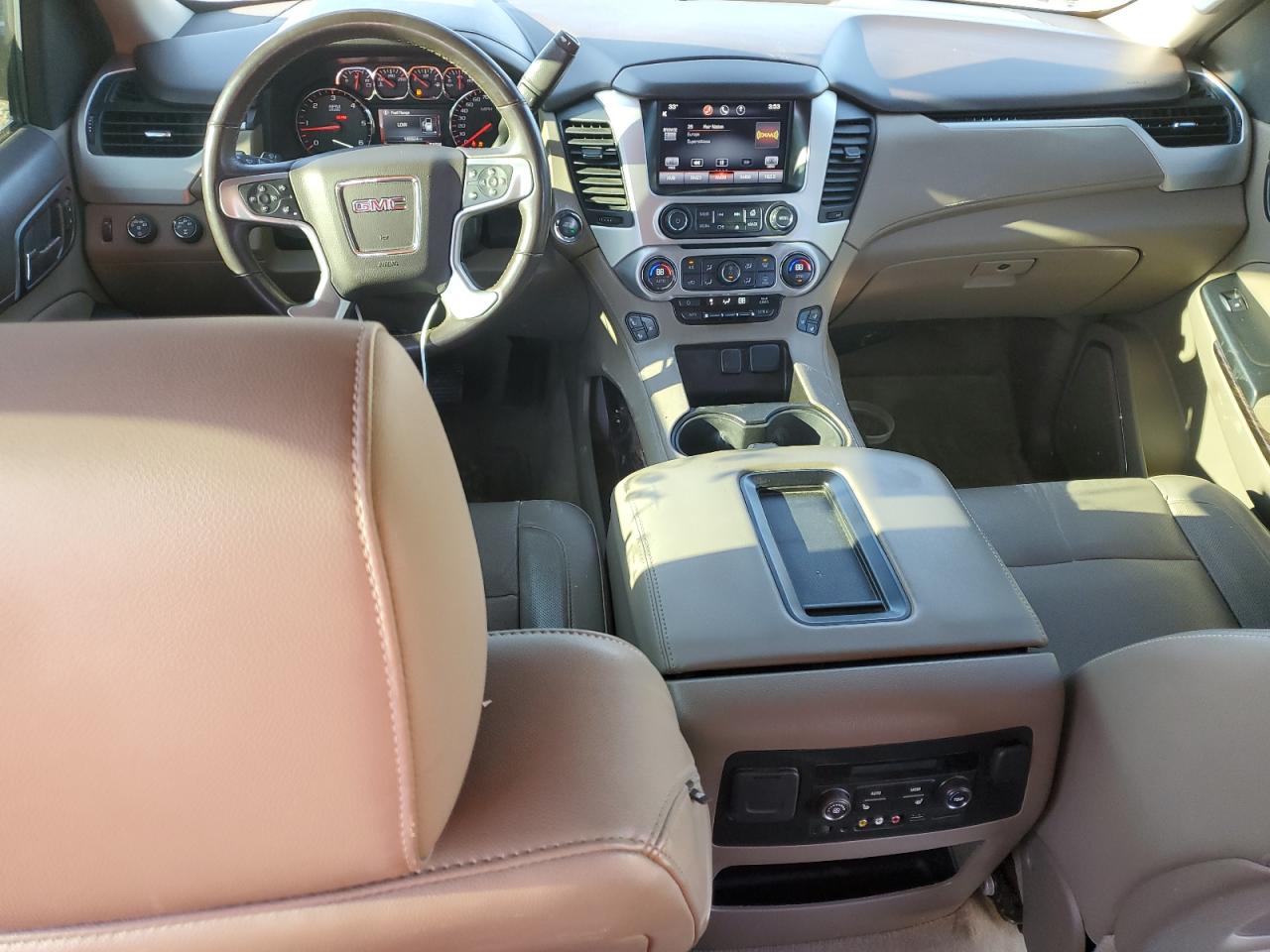 2015 GMC Yukon - Image 8