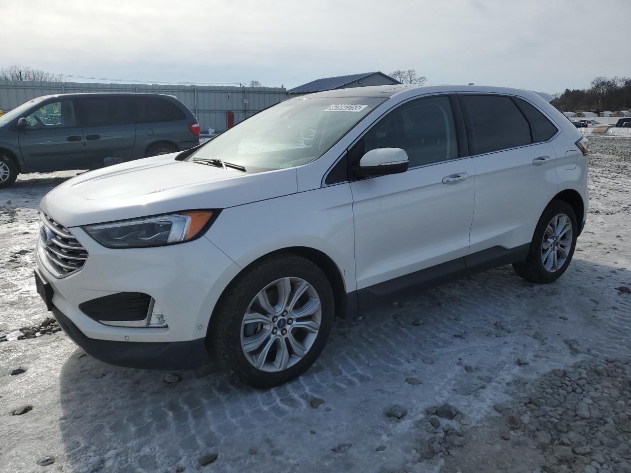 2019 Ford Edge - Image 1