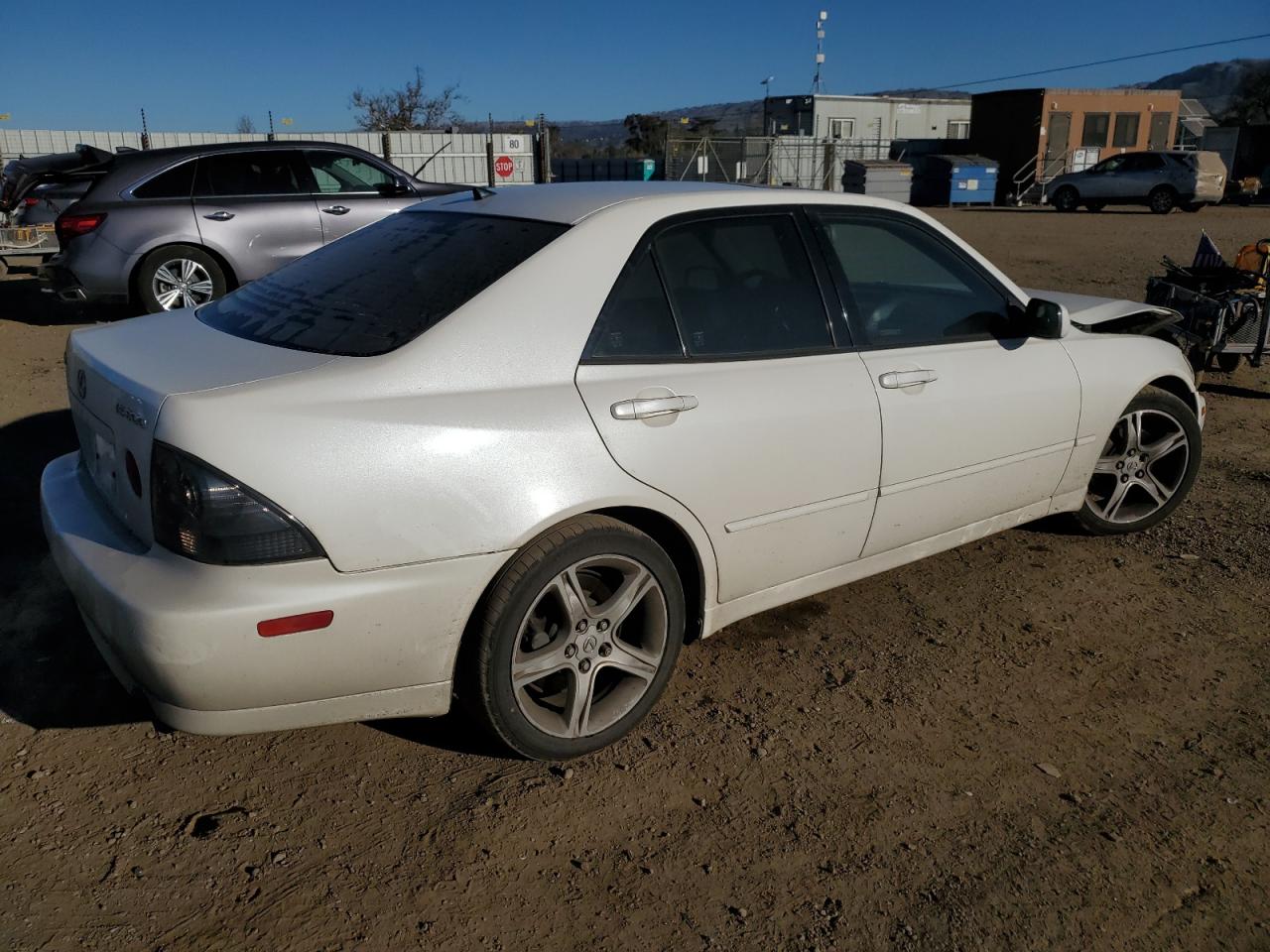 2003 Lexus IS - Image 3