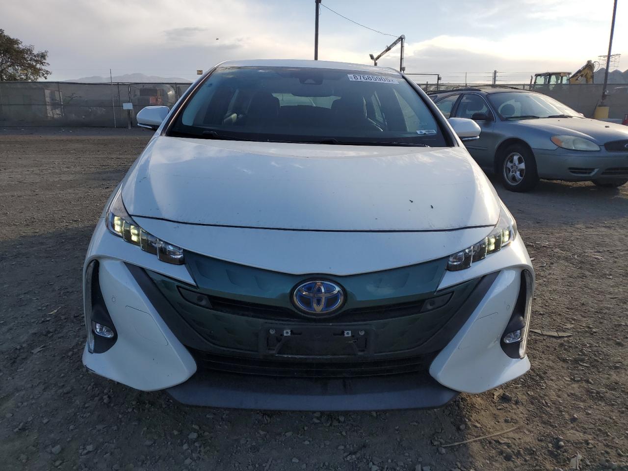 VIN JTDKARFP5H3054290 2017 TOYOTA PRIUS no.5