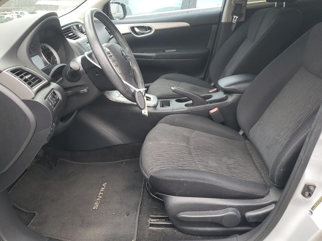 2015 Nissan Sentra - Image 7