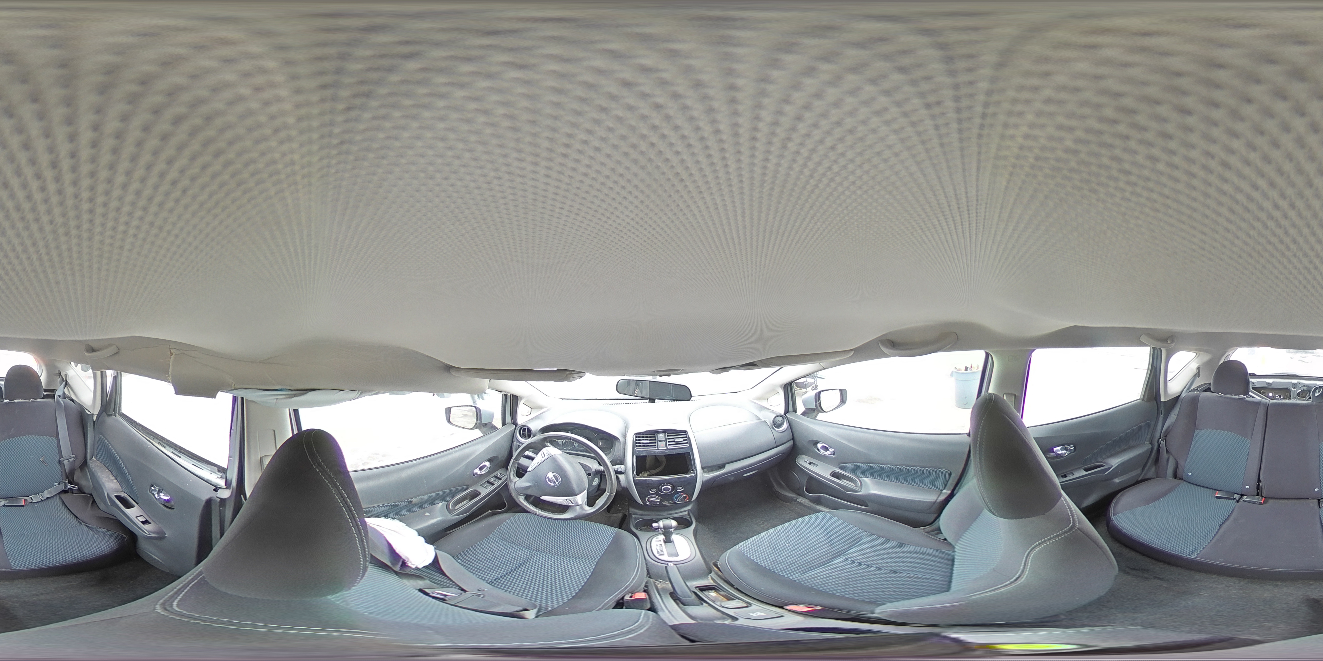2015 Nissan Versa - Image 14