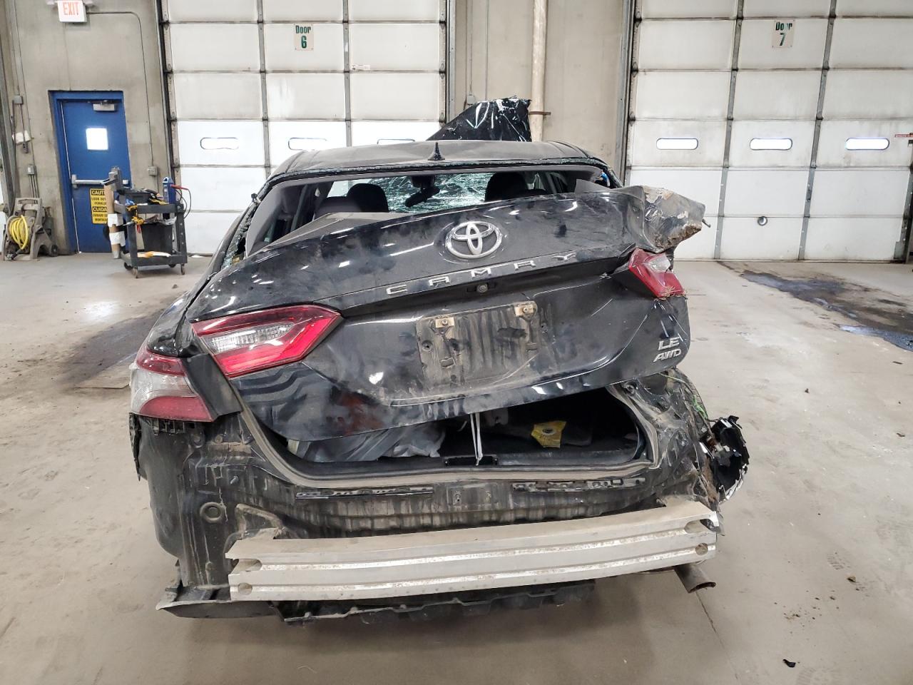 2022 Toyota Camry - Image 6