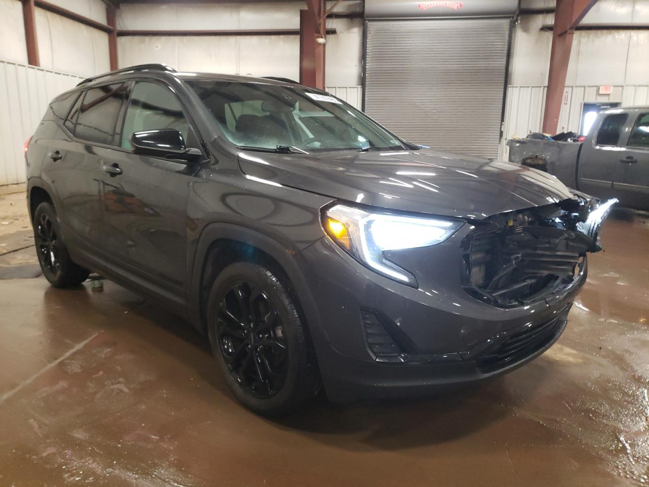 2021 GMC Terrain - Image 4