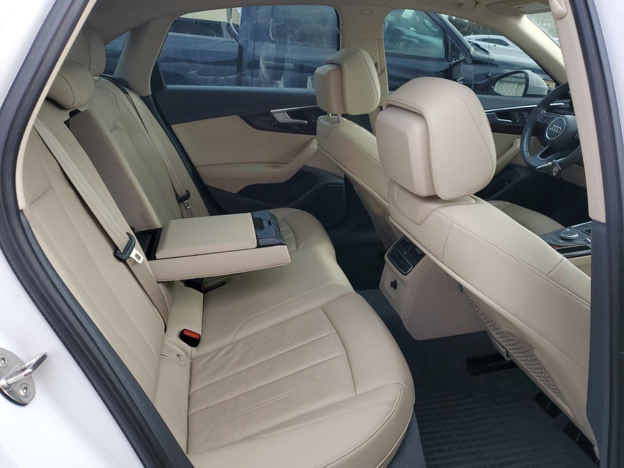 2018 Audi A4 - Image 10