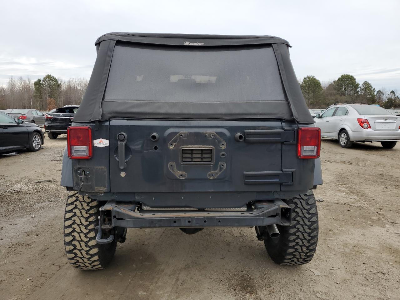 2017 Jeep Wrangler - Image 6