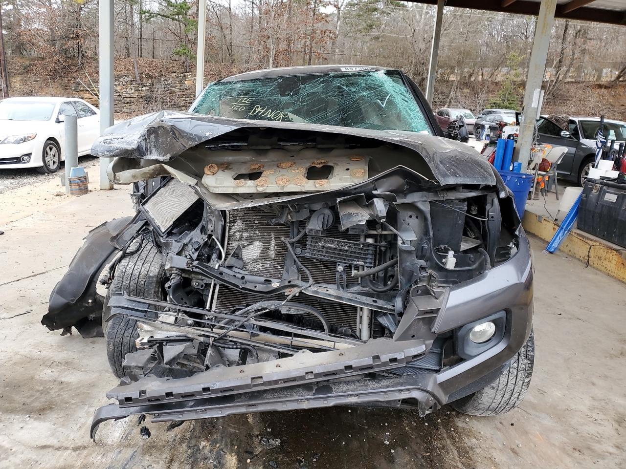 2019 Toyota Tacoma - Image 5