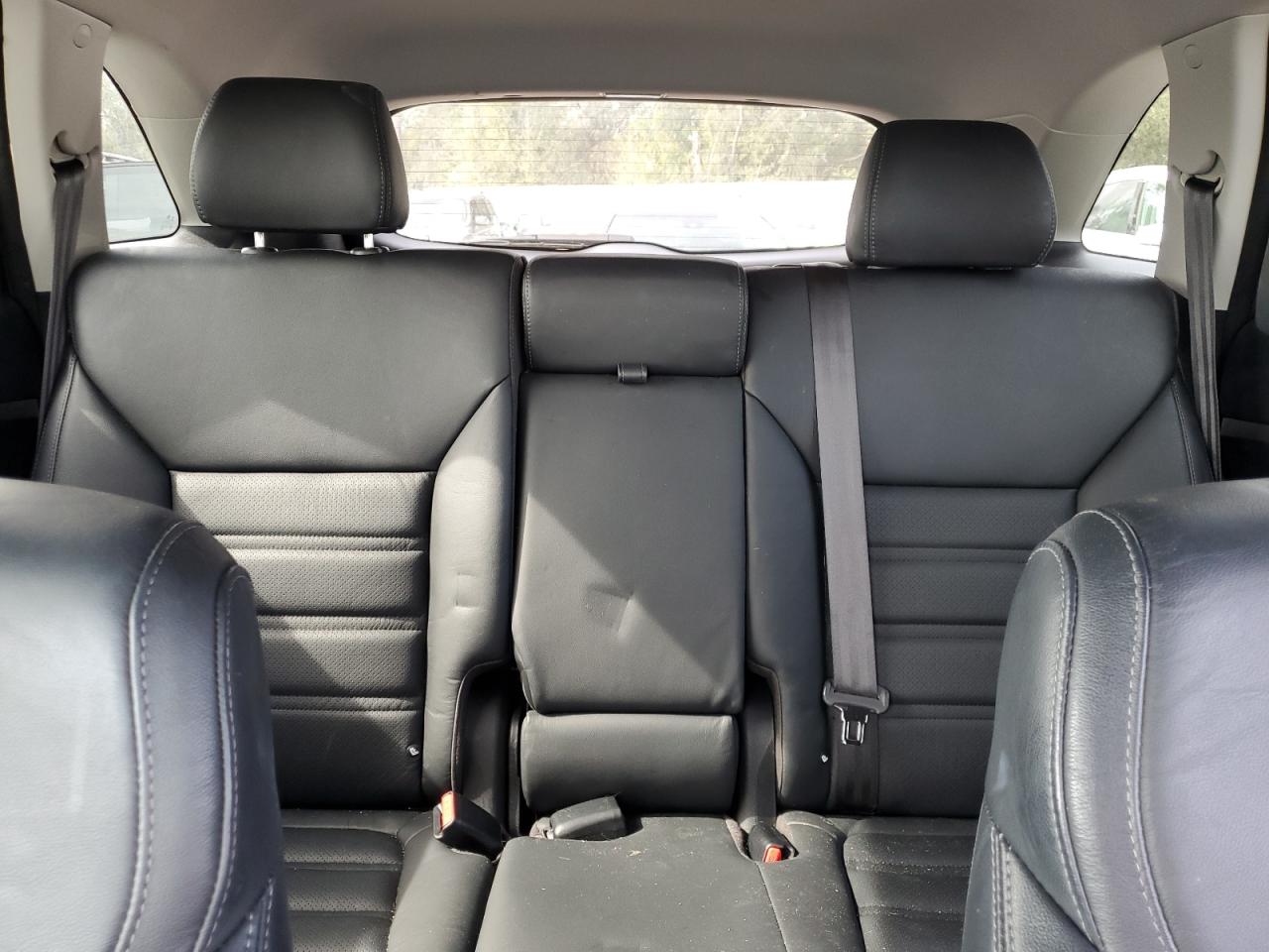 2017 Kia Sorento - Image 10