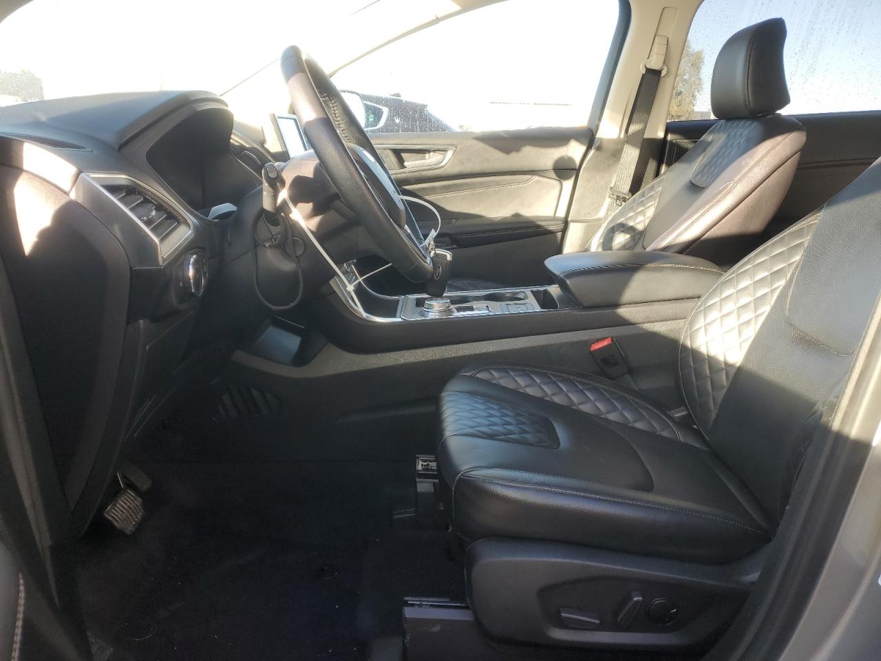 2023 Ford Edge - Image 7