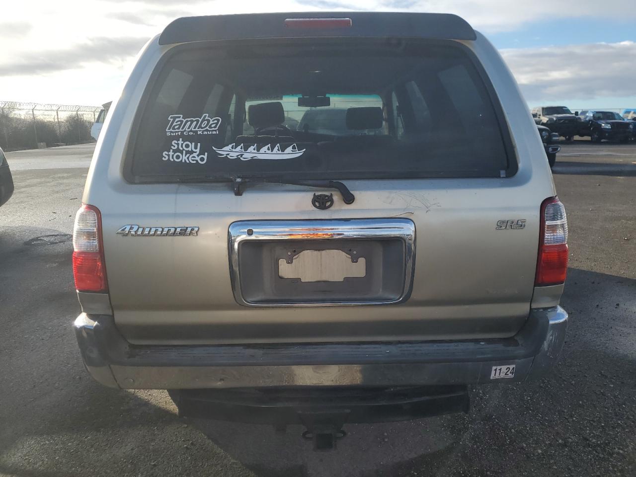 2002 Toyota 4Runner - Image 6