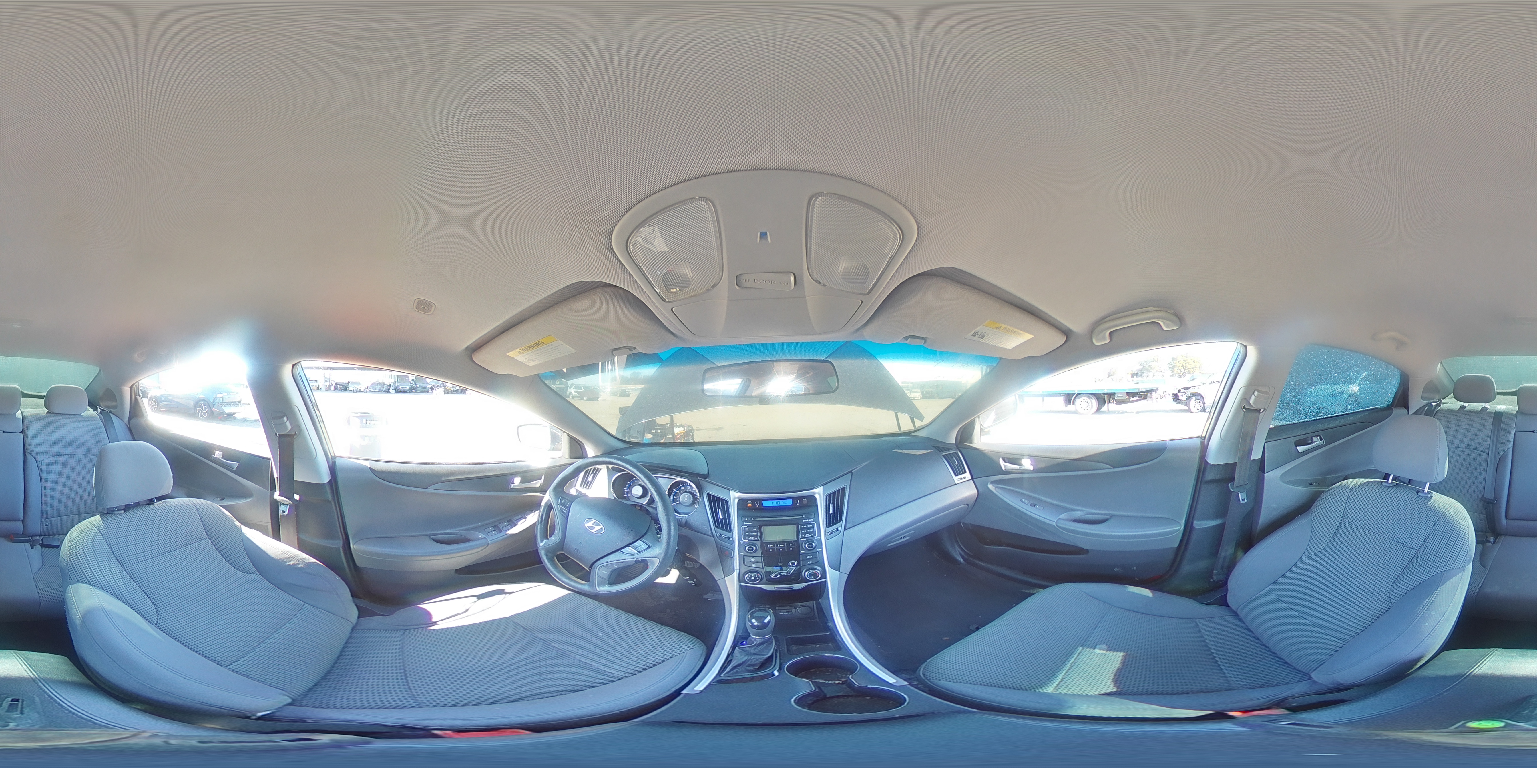 2011 Hyundai Sonata - Image 13