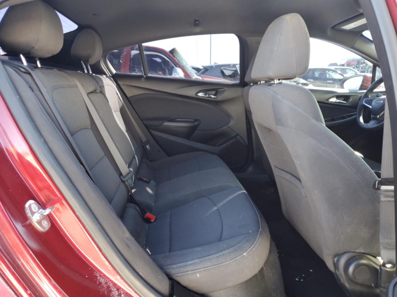 2018 Chevrolet Cruze - Image 10