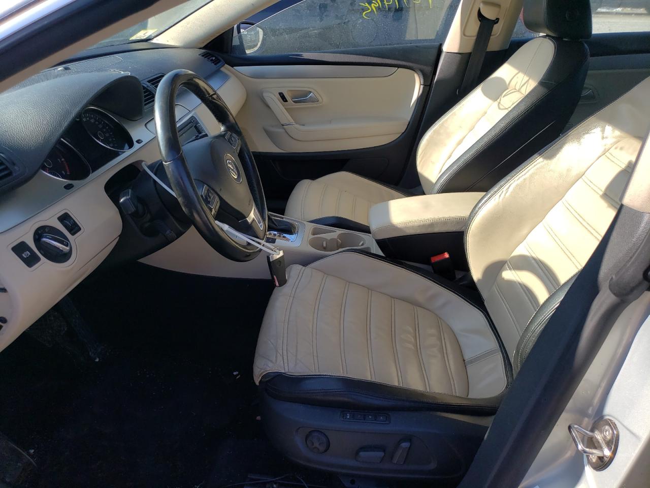 2009 Volkswagen Passat CC - Image 7