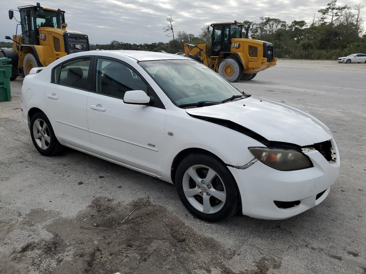 2005 Mazda 3 - Image 4