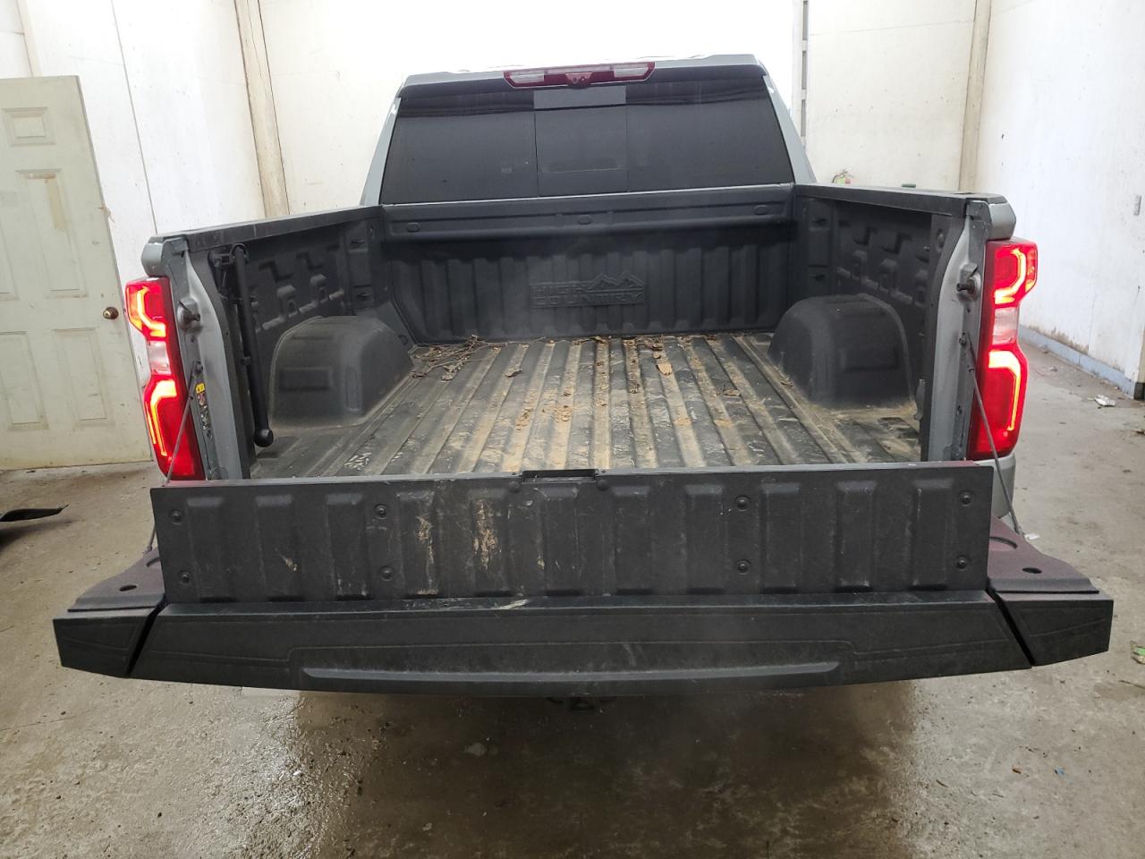 2023 Chevrolet Silverado - Image 6