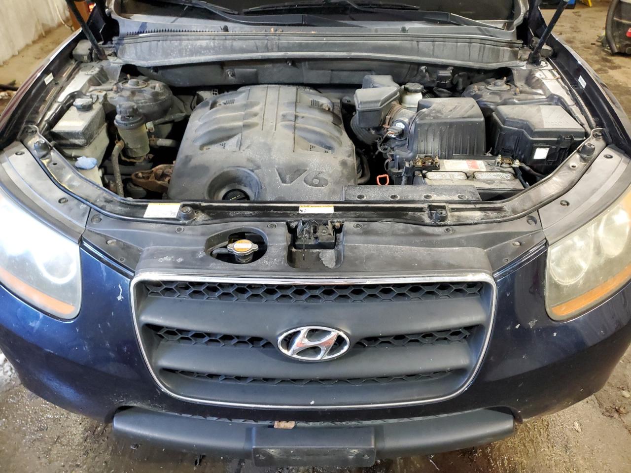 2009 Hyundai Santa Fe - Image 12