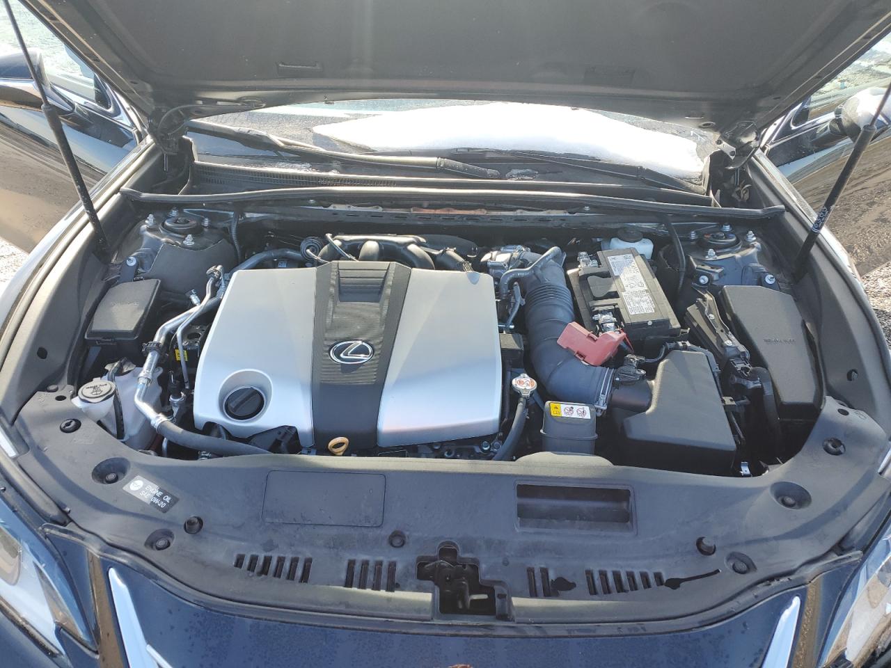 2024 Lexus ES - Image 11
