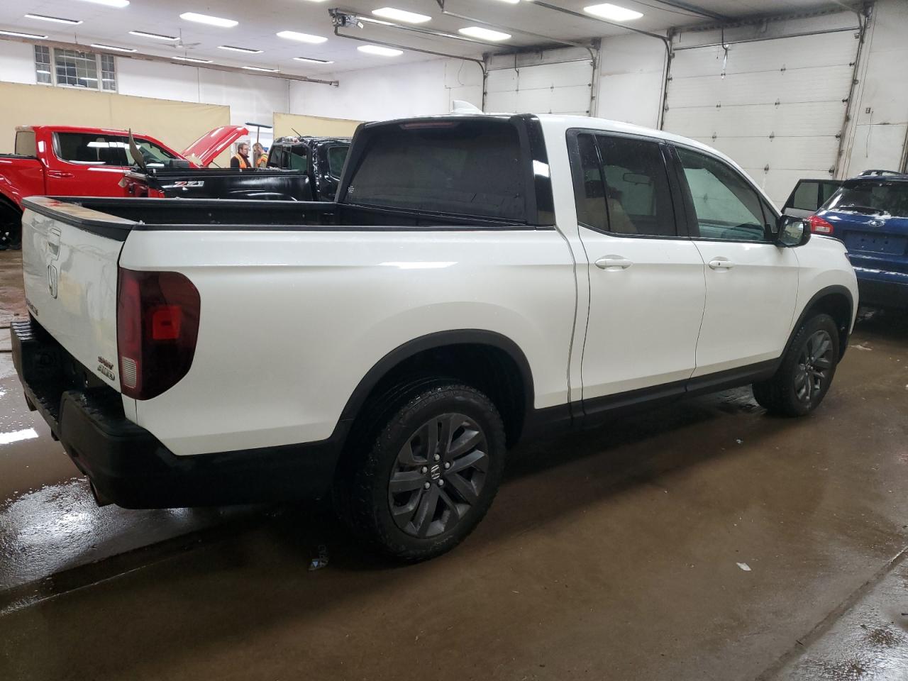 2021 Honda Ridgeline - Image 3