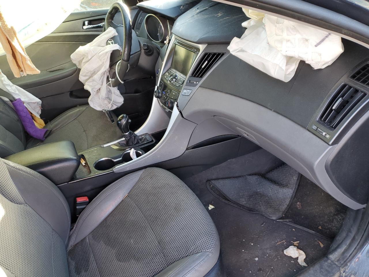 2012 Hyundai Sonata - Image 8