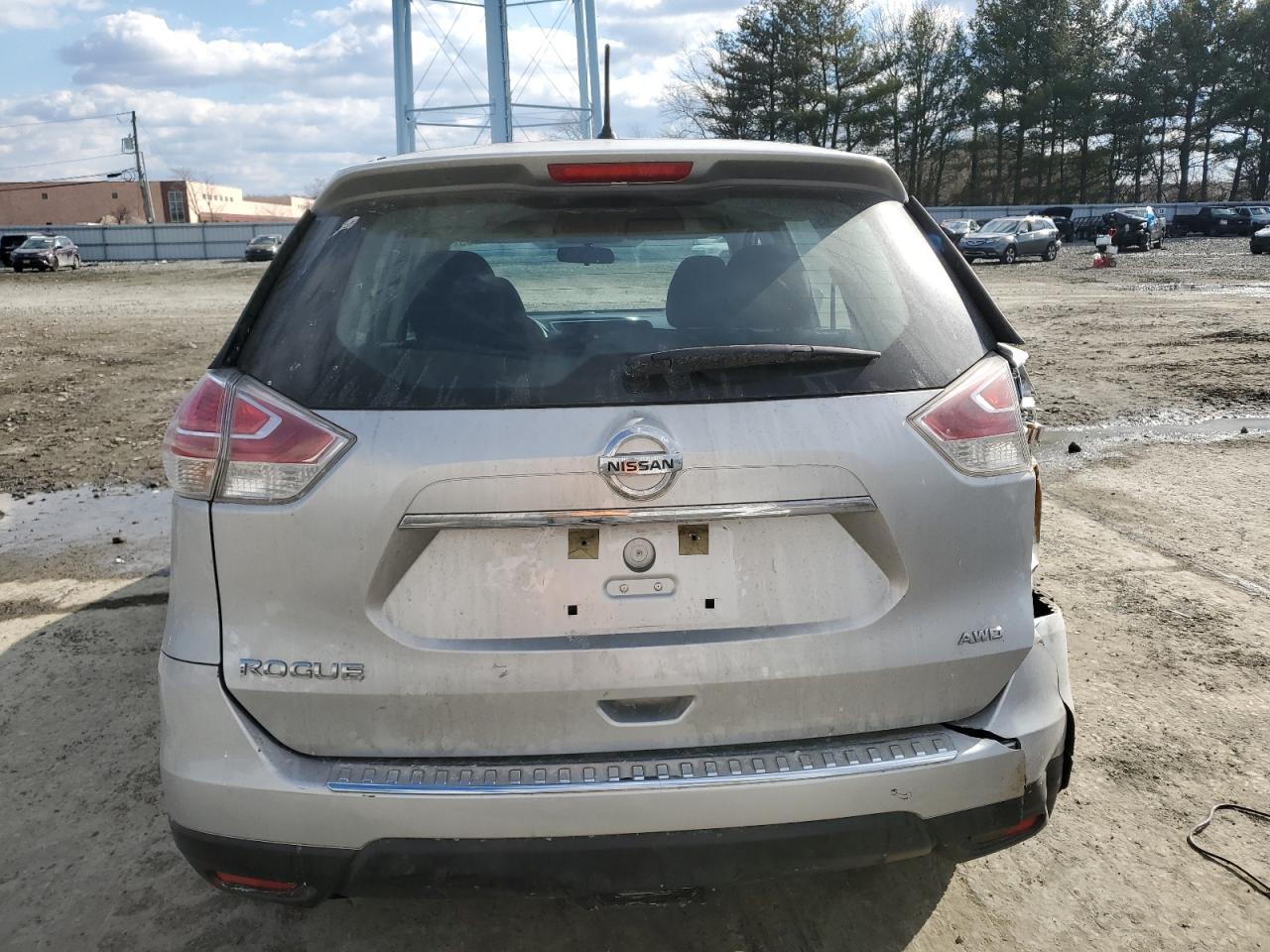 2015 Nissan Rogue - Image 6