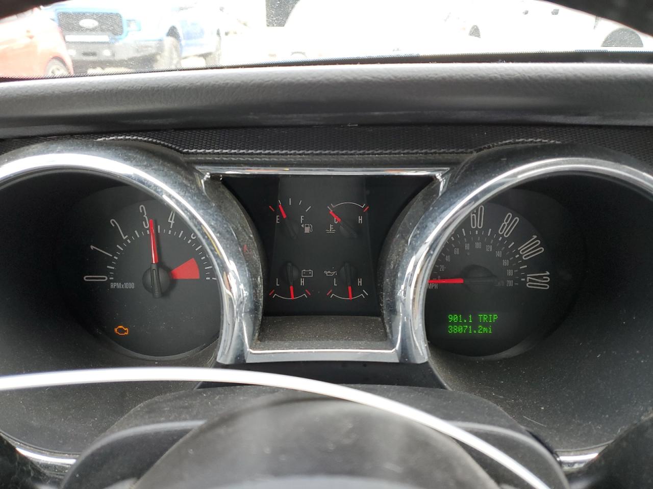 2007 Ford Mustang - Image 9