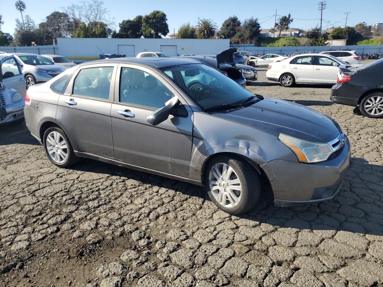 2010 Ford Focus - Image 4
