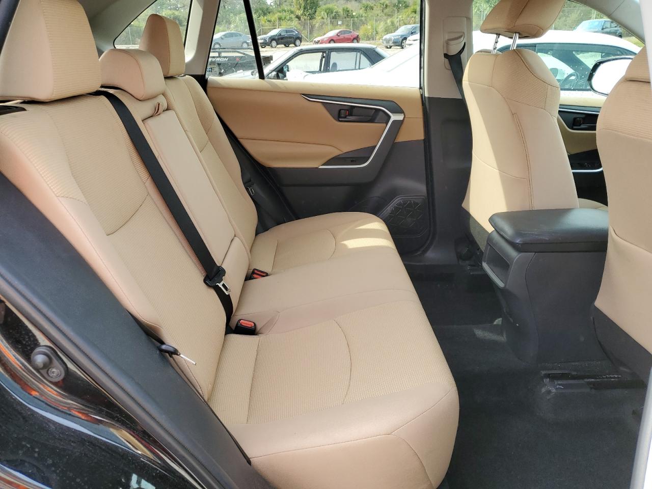 2021 Toyota RAV 4 - Image 11