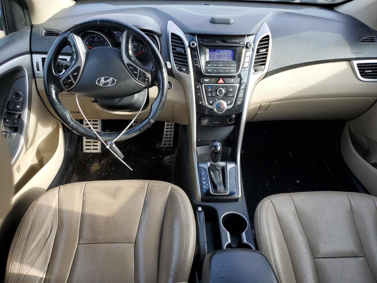 2014 Hyundai Elantra - Image 8