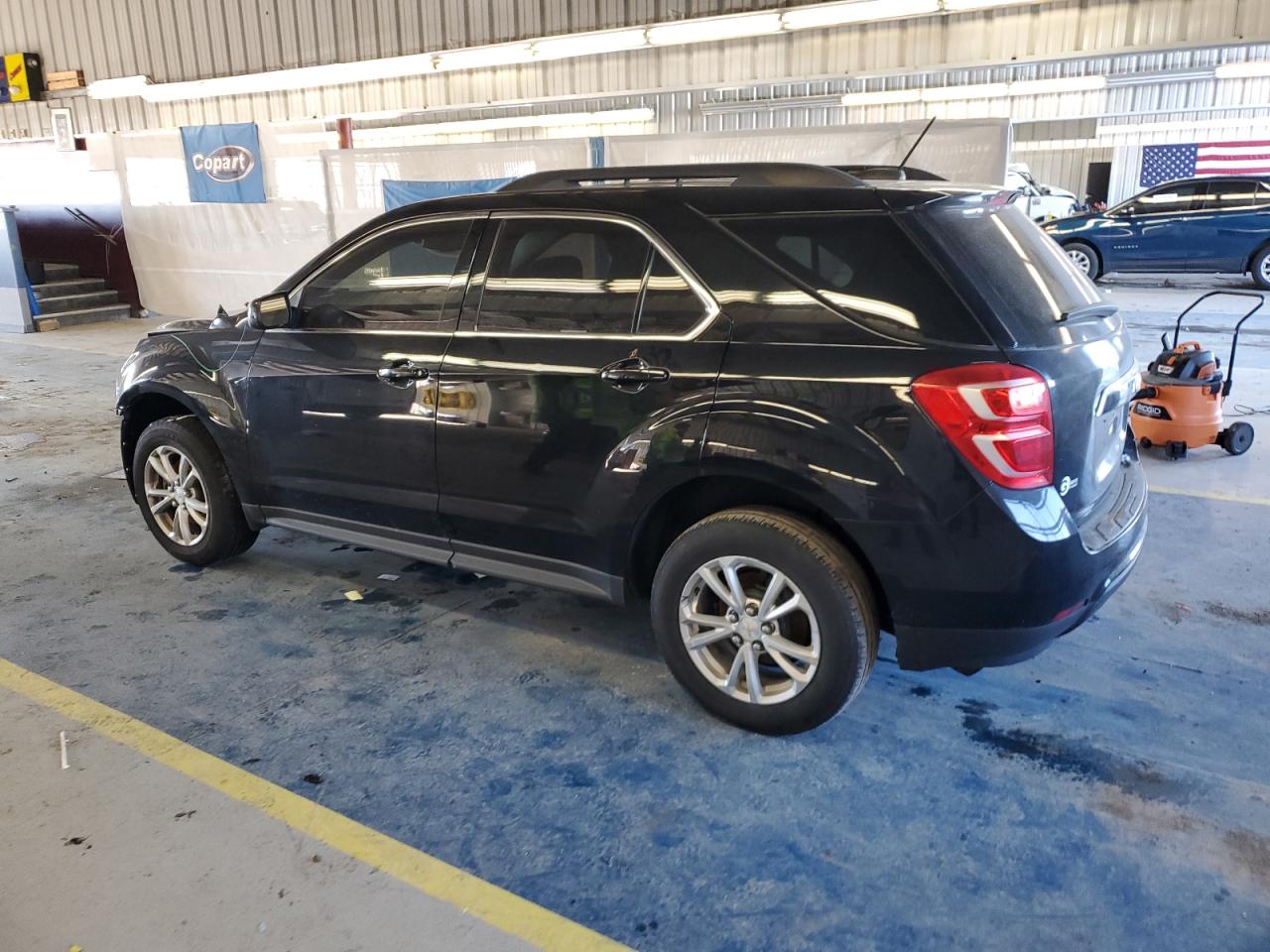 2016 Chevrolet Equinox - Image 2