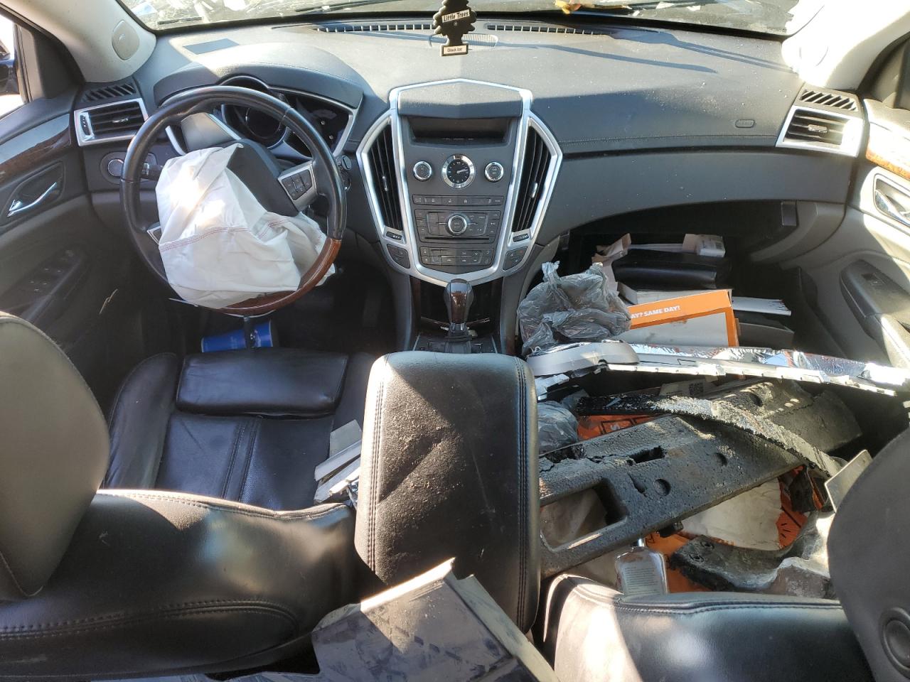 2011 Cadillac SRX - Image 8