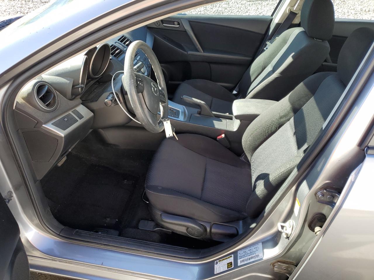 2010 Mazda 3 - Image 7