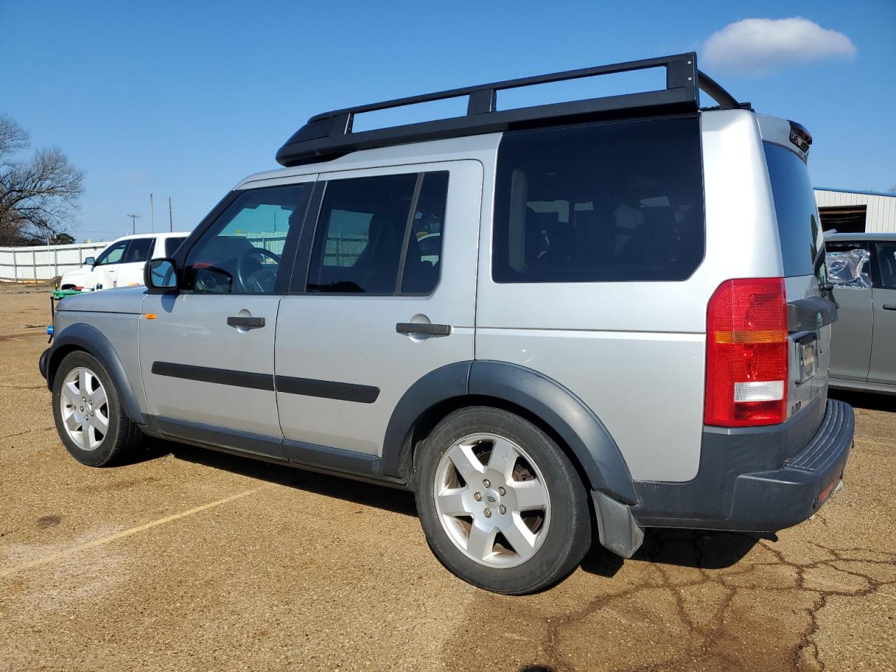 2006 Land Rover LR3 - Image 2