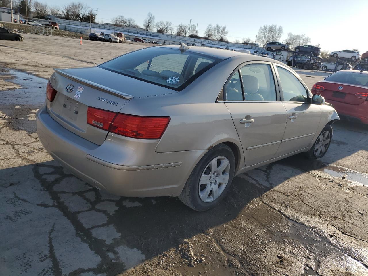 2009 Hyundai Sonata - Image 3