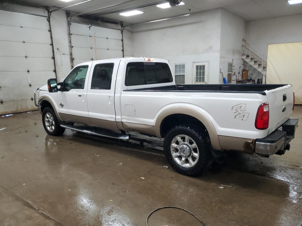 2011 Ford F250 - Image 2