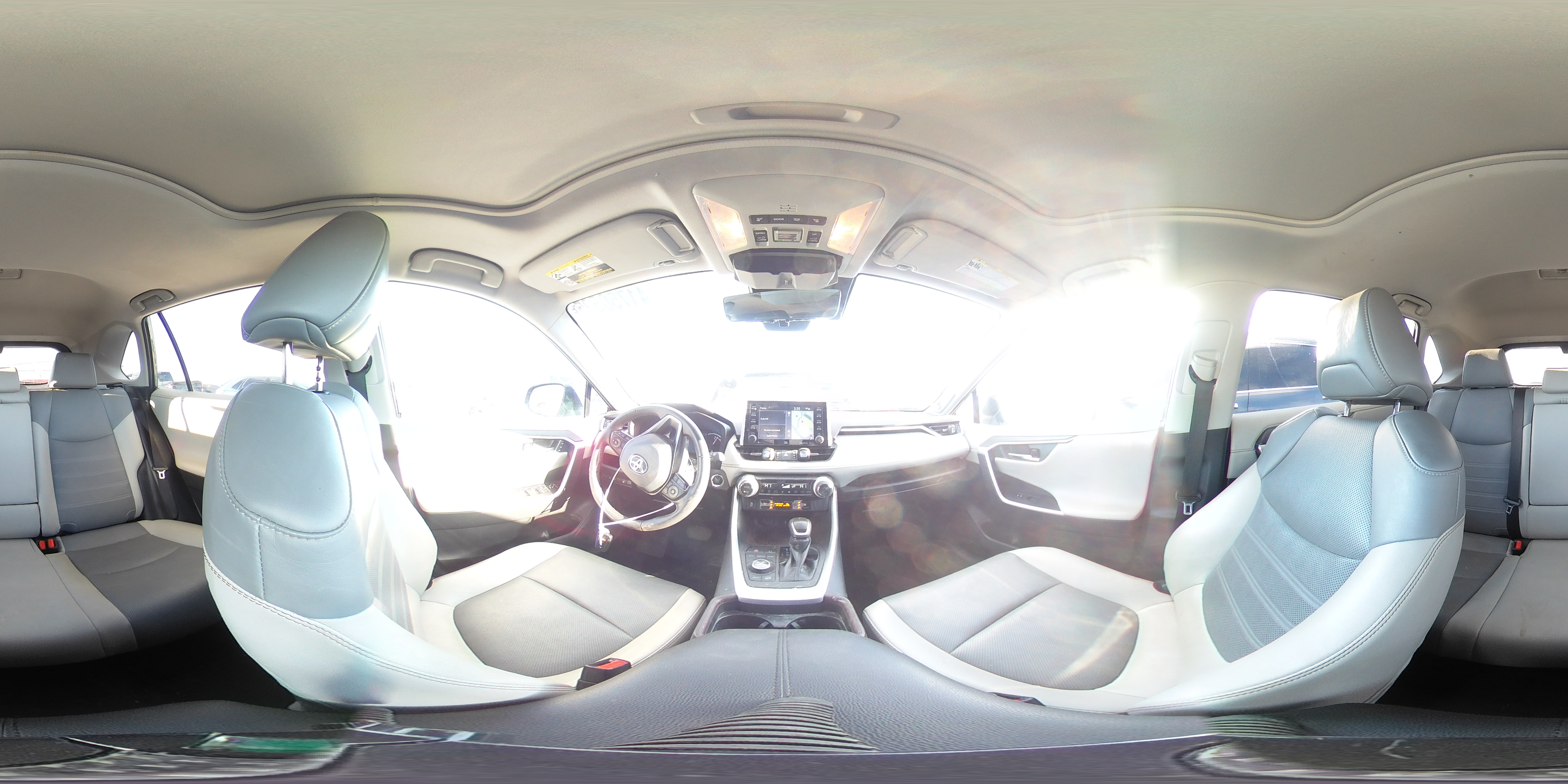 2021 Toyota RAV 4 - Image 13