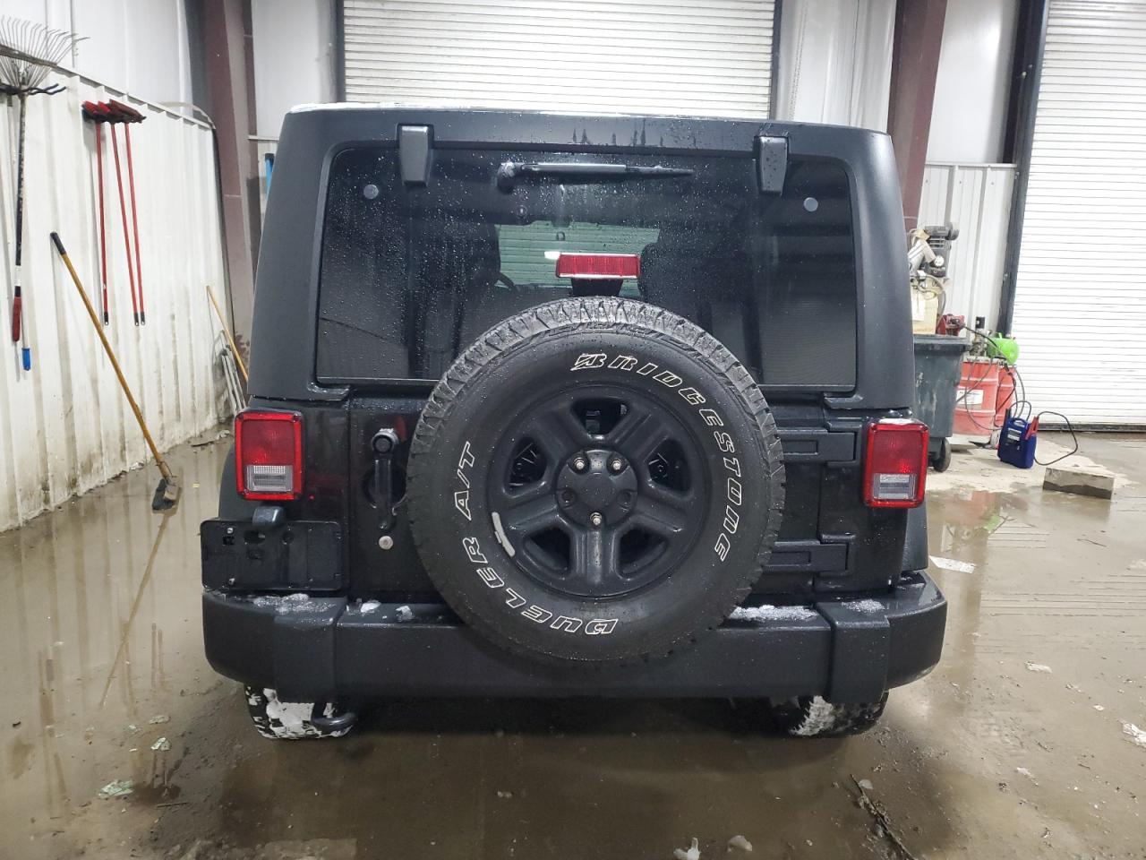 2016 Jeep Wrangler - Image 6