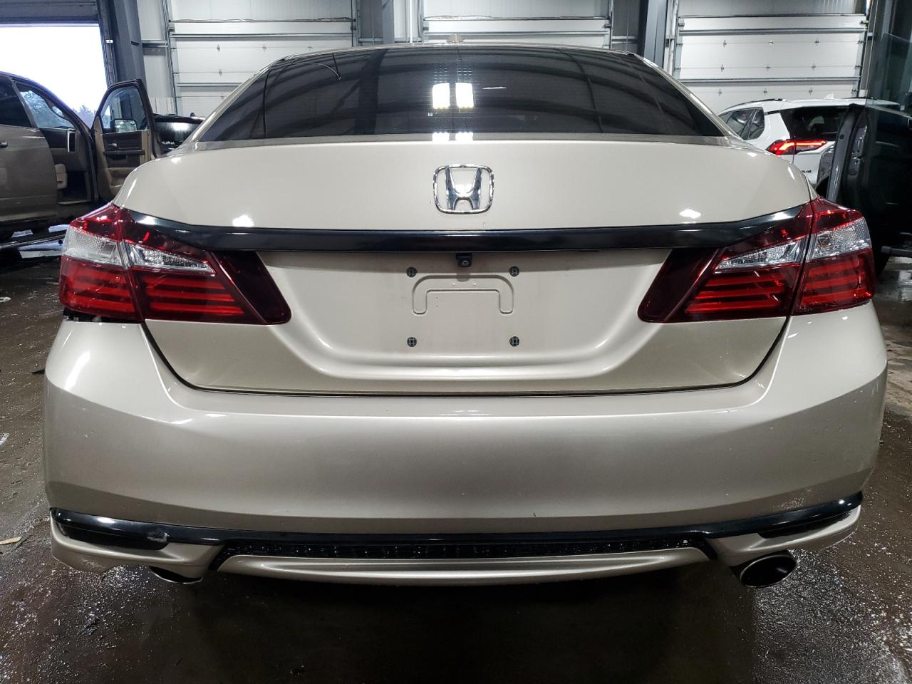 2016 Honda Accord - Image 6