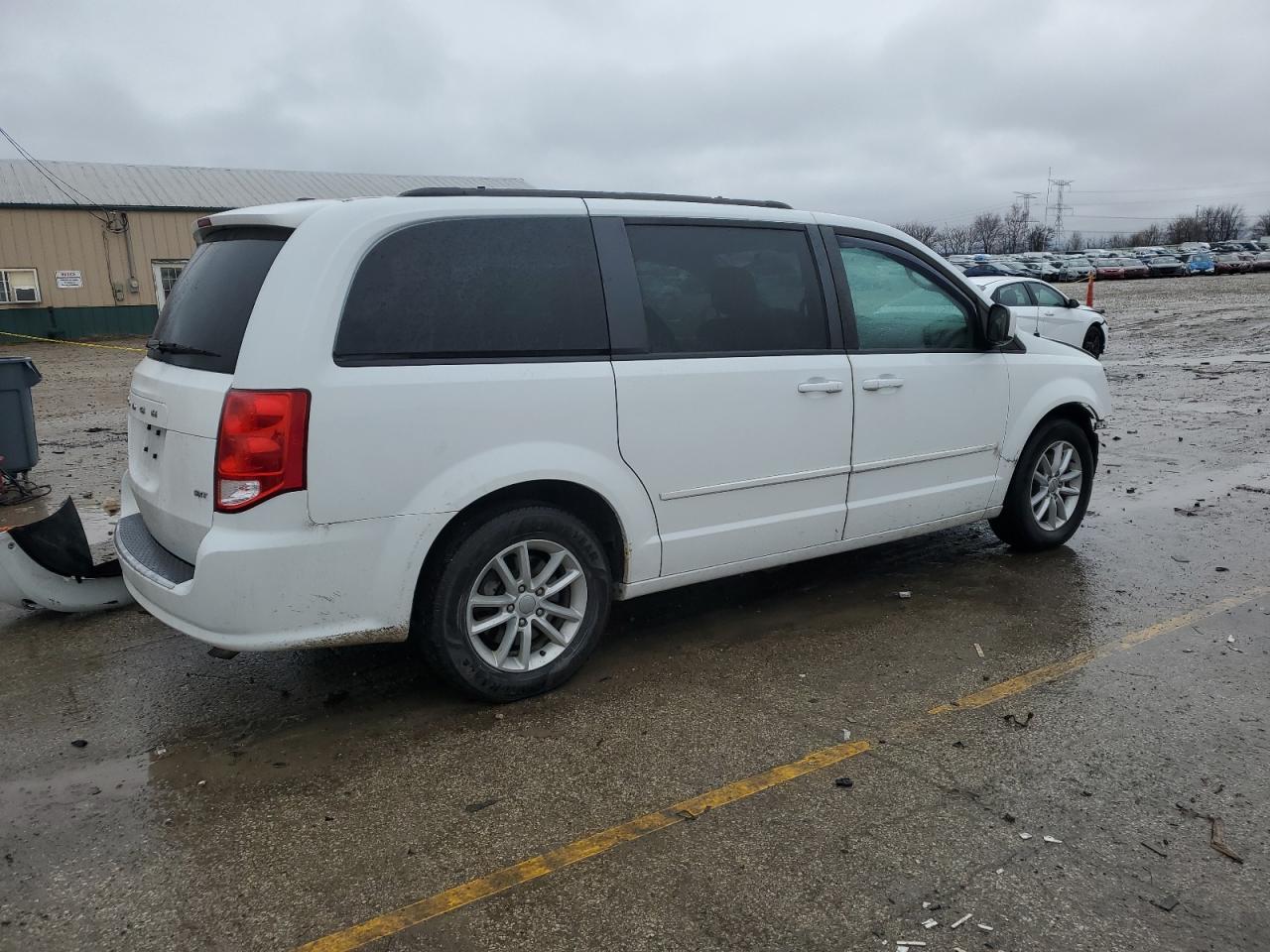 2015 Dodge Caravan - Image 3